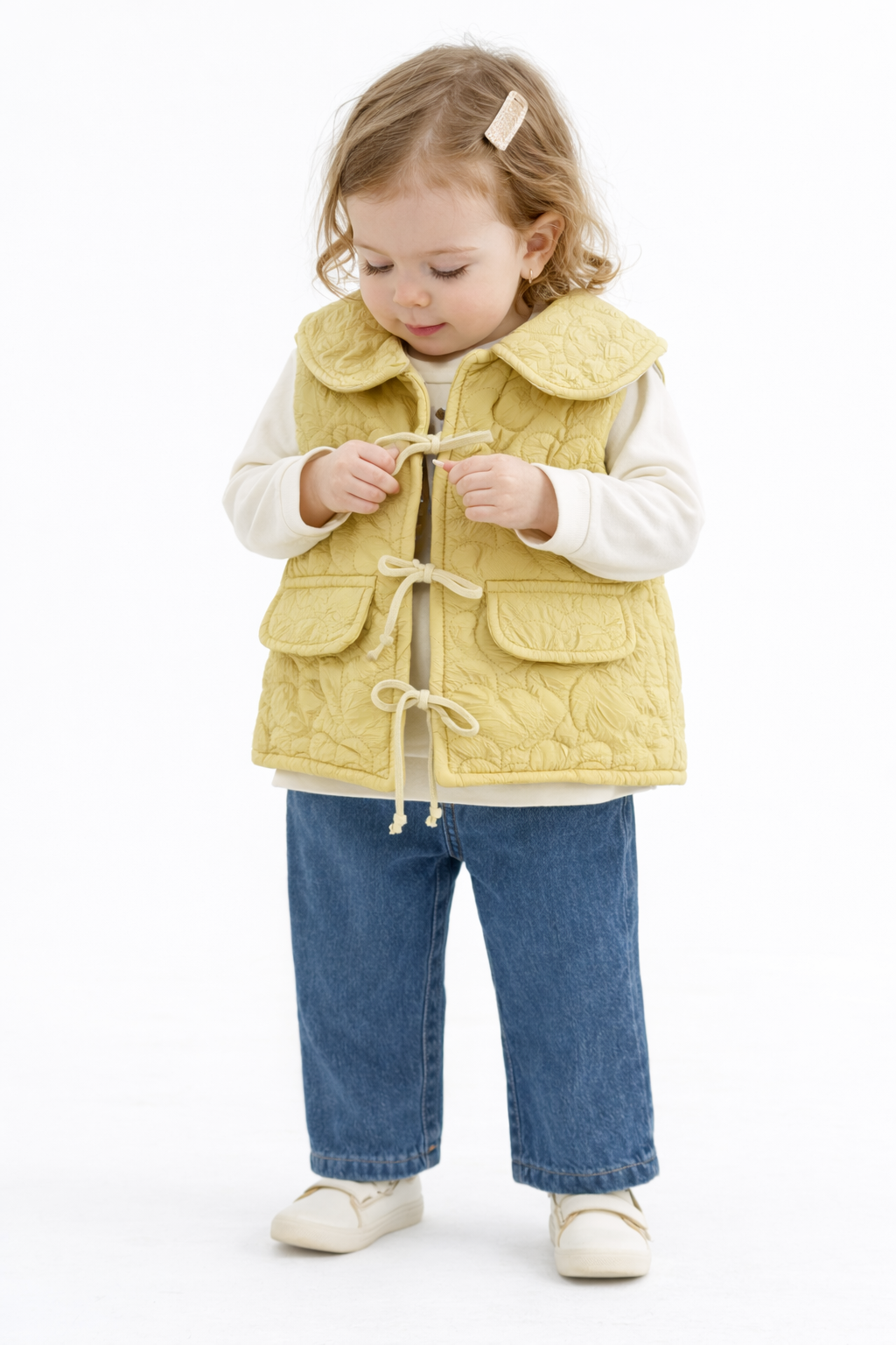 BEBECAN KALP NAKIŞLI YELEK- BADİ- KOT 9/24 AY PANTOLON KIZ 3'LÜ TAKIM